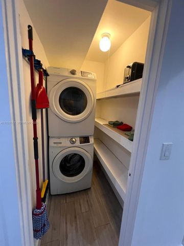 3675 SW 26th St, Miami, FL 33133