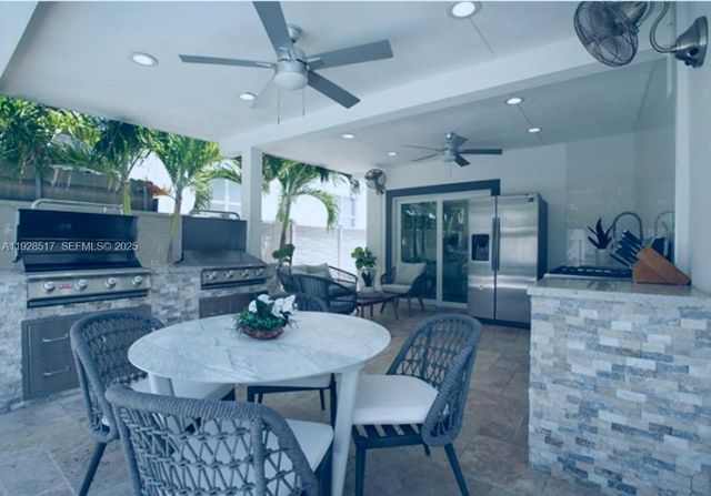 3675 SW 26th St, Miami, FL 33133