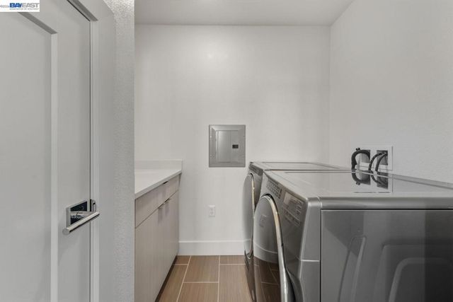 1748 Kilowatt Way 402, Fremont, CA 94539