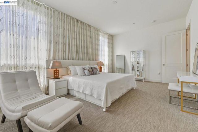 1748 Kilowatt Way 402, Fremont, CA 94539