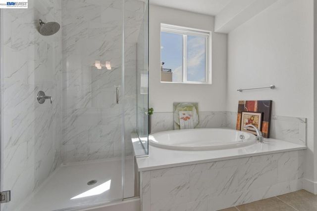 1748 Kilowatt Way 402, Fremont, CA 94539