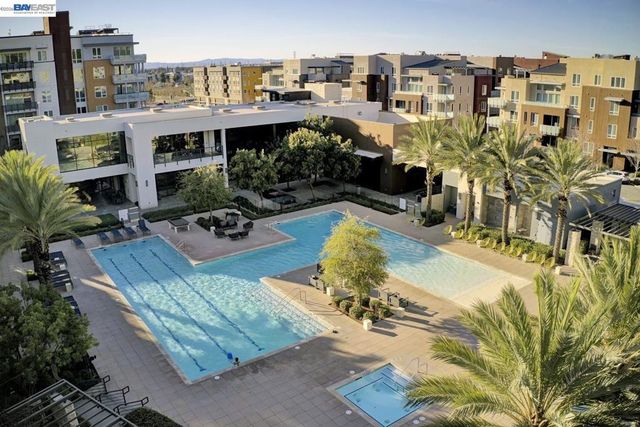 1748 Kilowatt Way 402, Fremont, CA 94539