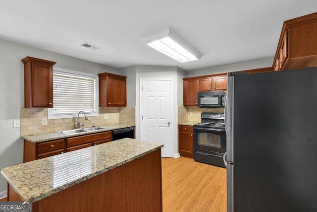 2389 Newbury Oaks Court, Lawrenceville, GA 30044