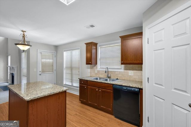 2389 Newbury Oaks Court, Lawrenceville, GA 30044