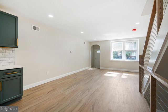 7705 PICKERING AVE, Philadelphia, PA 19150