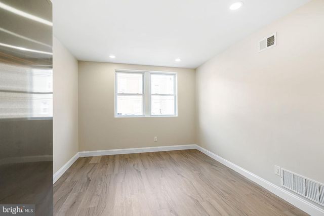 7705 PICKERING AVE, Philadelphia, PA 19150