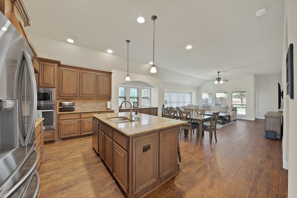1517 Wright Street, Aubrey, TX 76227 — exterior