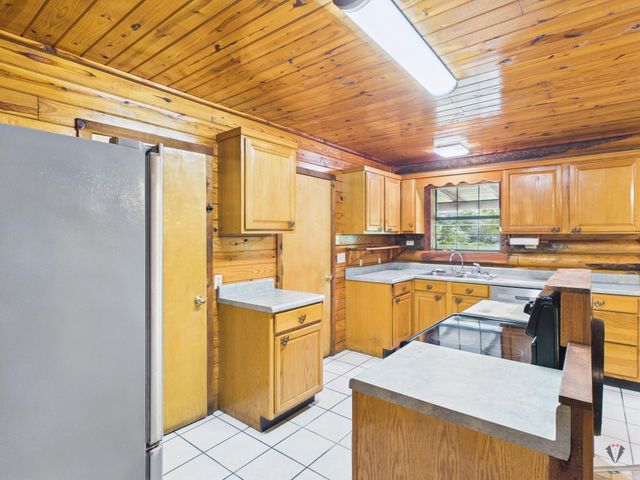 32332 W State Highway 49, Avinger, TX 75630