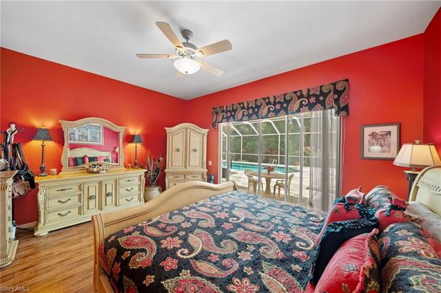 256 Countryside DR, Naples, FL 34104