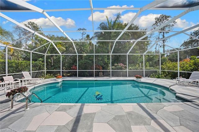 256 Countryside DR, Naples, FL 34104