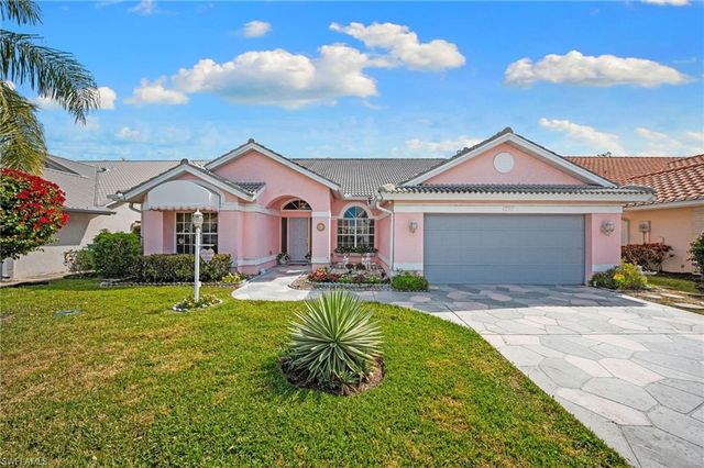256 Countryside DR, Naples, FL 34104