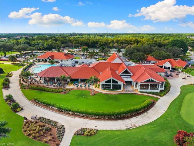 256 Countryside DR, Naples, FL 34104