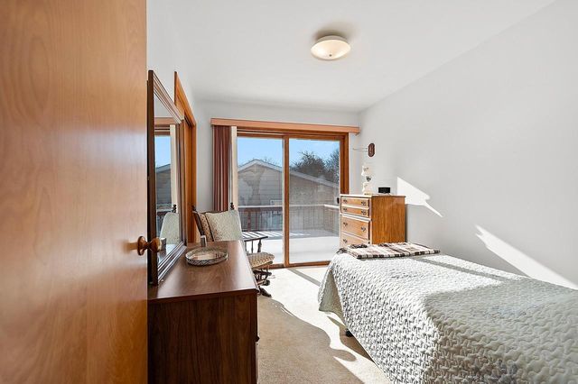 1717 DAGGETT STREET, Marinette, WI 54143