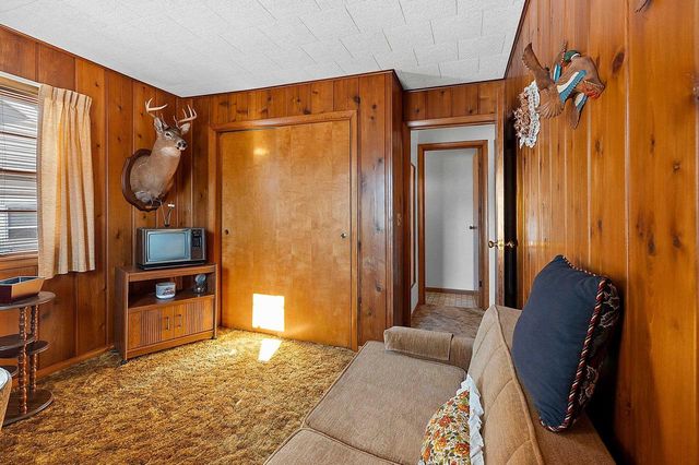 1717 DAGGETT STREET, Marinette, WI 54143