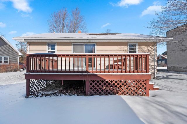 1717 DAGGETT STREET, Marinette, WI 54143