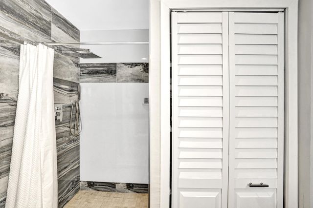 1236 NE 18TH Avenue B-C, Fort Lauderdale, FL 33304