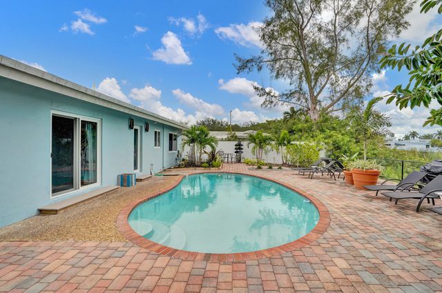 1236 NE 18TH Avenue B-C, Fort Lauderdale, FL 33304