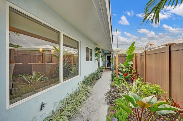 1236 NE 18TH Avenue B-C, Fort Lauderdale, FL 33304