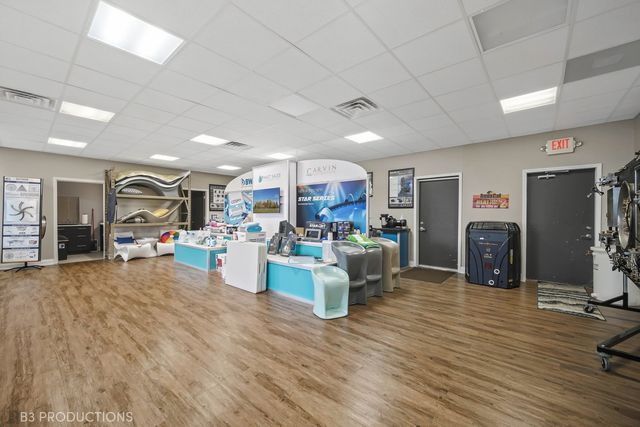 12410 W Horseshoe Drive 1, New Lenox, IL 60451