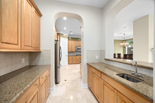 2814 Tudor Manor, Houston, TX 77082