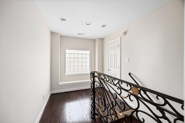 2814 Tudor Manor, Houston, TX 77082