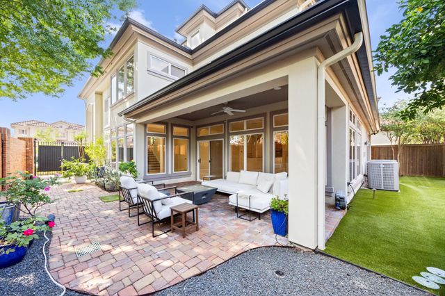 2814 Tudor Manor, Houston, TX 77082