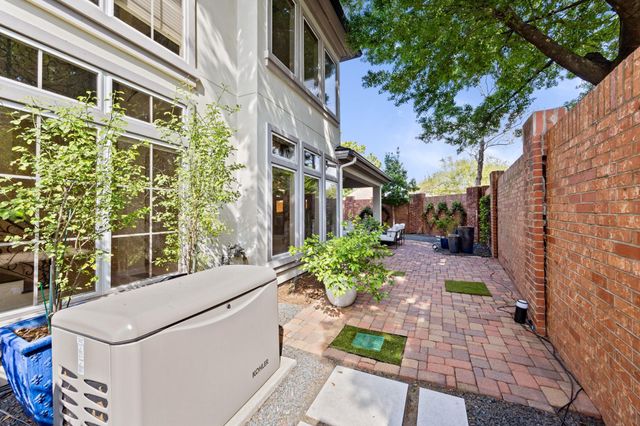 2814 Tudor Manor, Houston, TX 77082