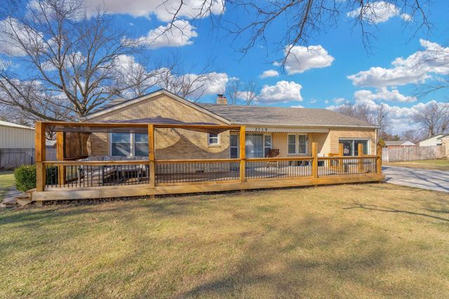 2719 N Athenian Ave, Wichita, KS 67204
