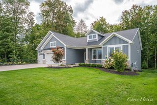 5300 Eagle Pass Drive, Hudsonville, MI 49426