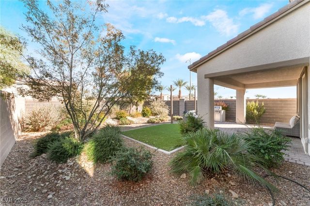 1506 Visible Avenue, North Las Vegas, NV 89031