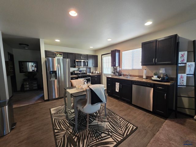 2730 JOHNSON RANCH RD, Rapid City, SD 57703