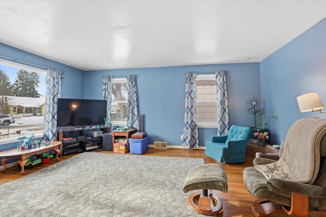 1127 E Princeton Ave, Spokane, DE 99207