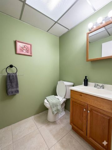 416 Burgundy I I, Delray Beach, FL 33484