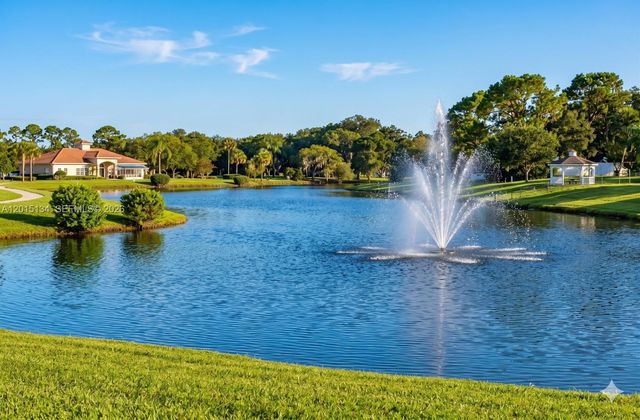 416 Burgundy I I, Delray Beach, FL 33484