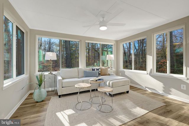 5122 POMMEROY DR, Fairfax, VA 22032