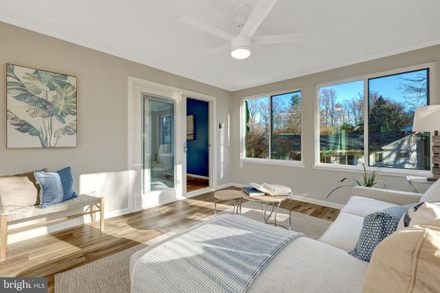 5122 POMMEROY DR, Fairfax, VA 22032