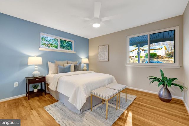 5122 POMMEROY DR, Fairfax, VA 22032