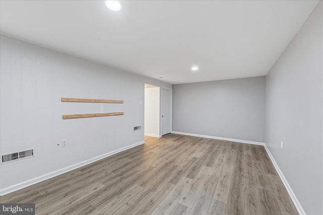 706 EDWARDS FERRY RD NE, Leesburg, VA 20176
