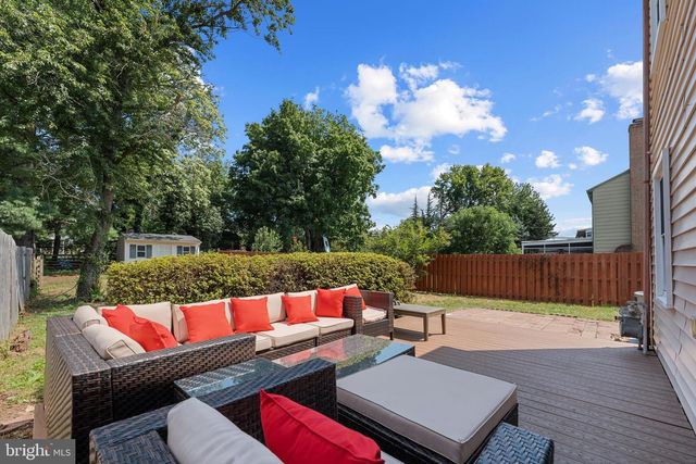 706 EDWARDS FERRY RD NE, Leesburg, VA 20176