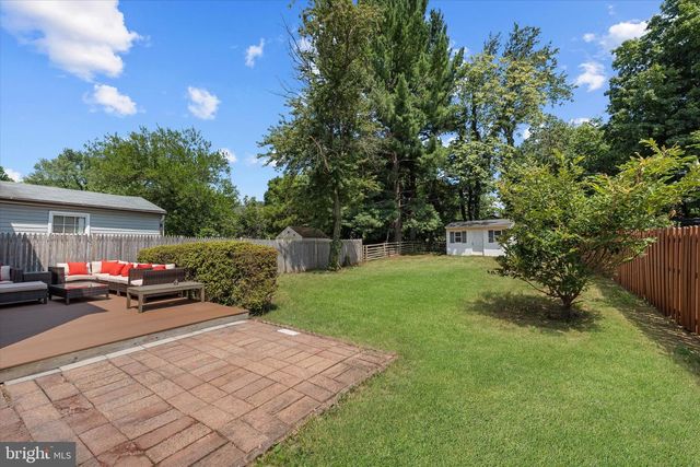 706 EDWARDS FERRY RD NE, Leesburg, VA 20176