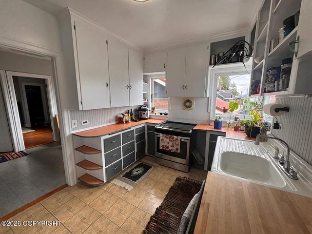 838 Harding Street, Ketchikan, AK 99901