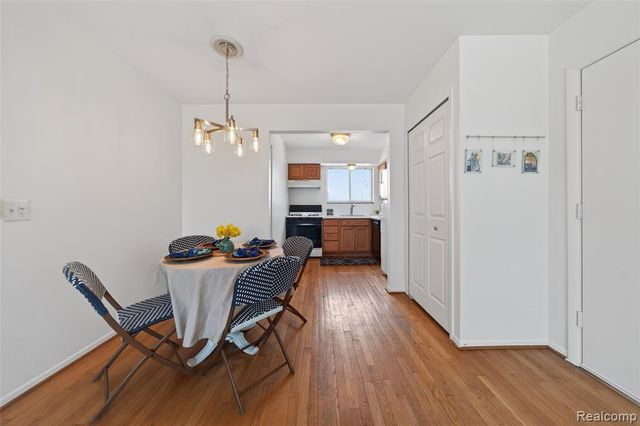 451 Miller Avenue 211, Rochester, MI 48307
