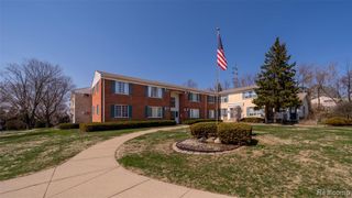451 Miller Avenue 211, Rochester, MI 48307