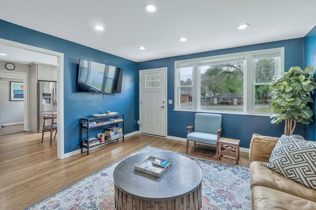 598 Neill Ave, Nashville, TN 37206