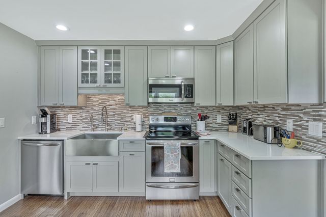 598 Neill Ave, Nashville, TN 37206