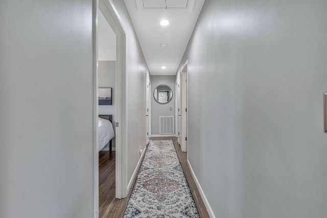 598 Neill Ave, Nashville, TN 37206