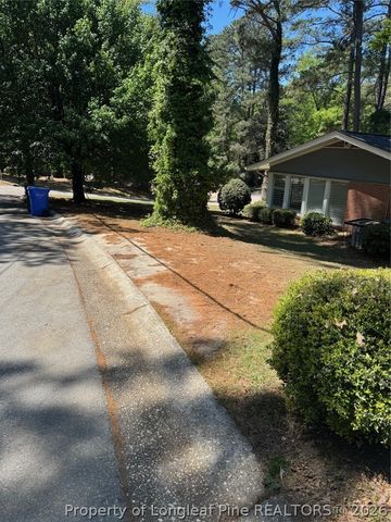 2224 Mirror Lake Dr Drive, Fayetteville, NC 28303