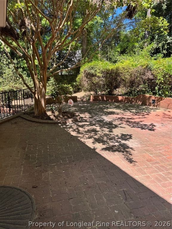 2224 Mirror Lake Dr Drive, Fayetteville, NC 28303 — photo 11