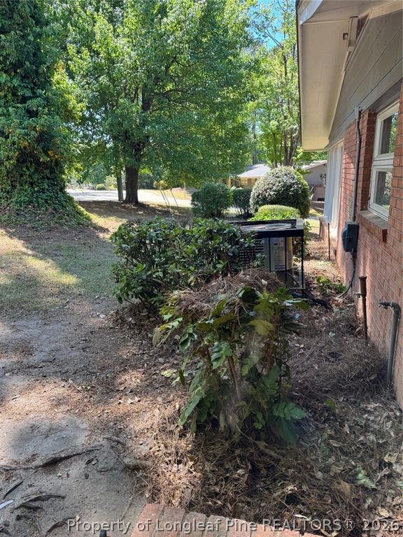 2224 Mirror Lake Dr Drive, Fayetteville, NC 28303 — photo 9