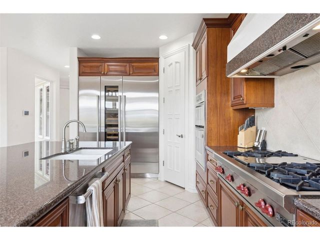 8926 Ridgepoint Way, Castle Pines, CO 80108